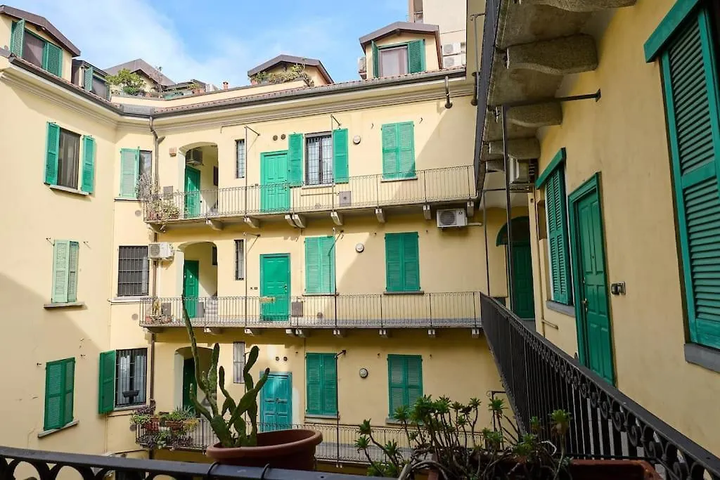 Modern Apartment - Near Isola Distric And Centrale Milán Italia