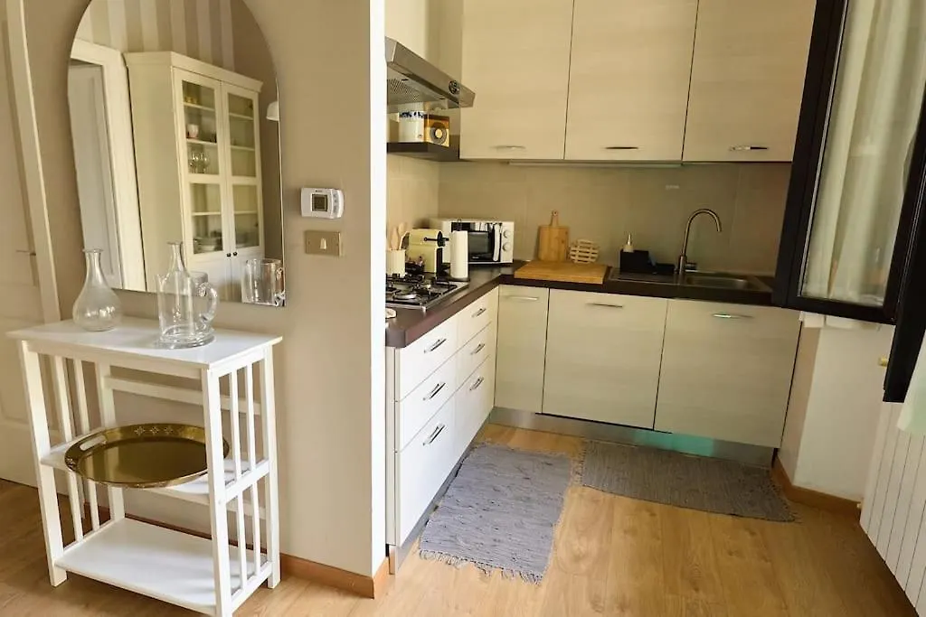 Modern Apartment - Near Isola Distric And Centrale Milán